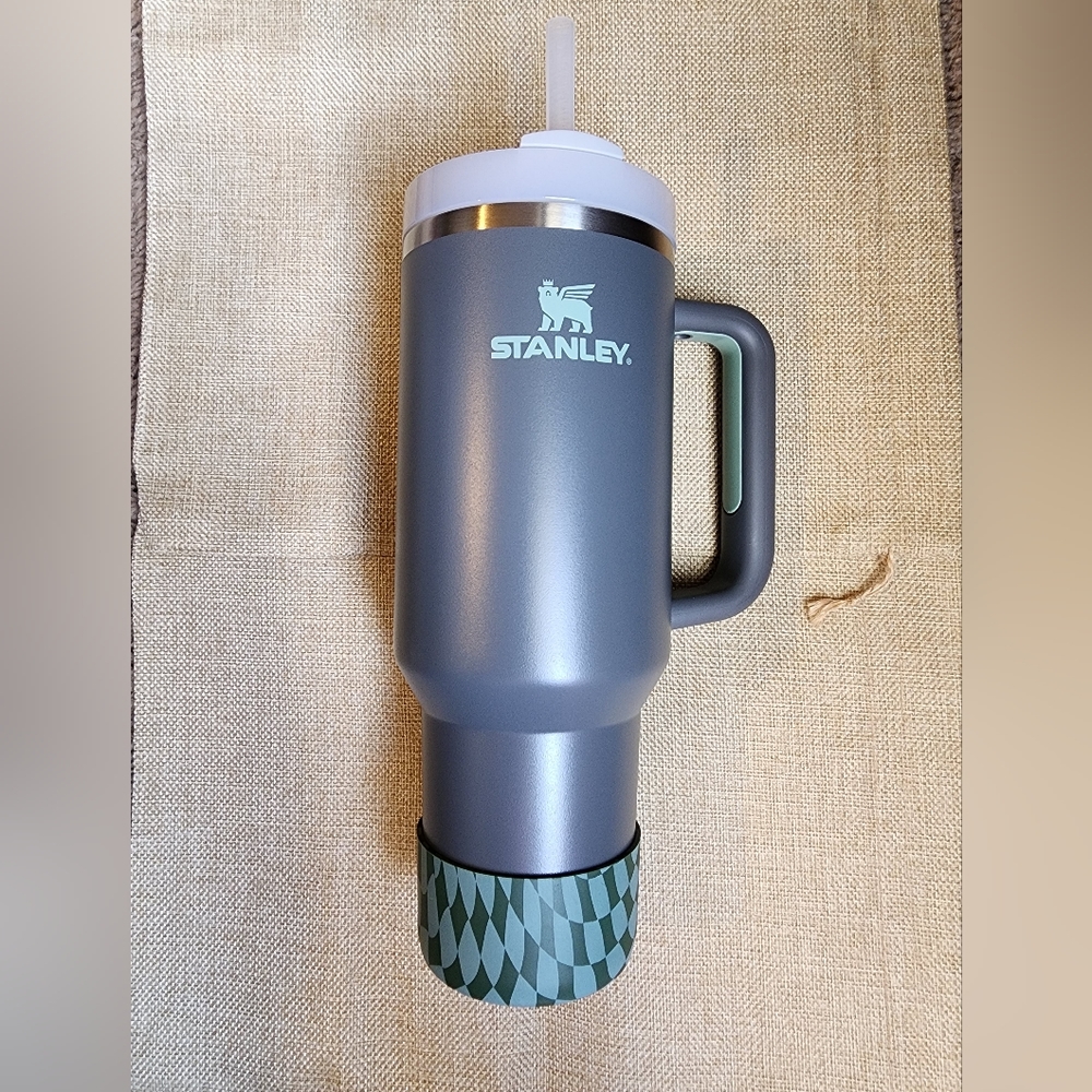 Stanley H2.0 flowstate tumbler